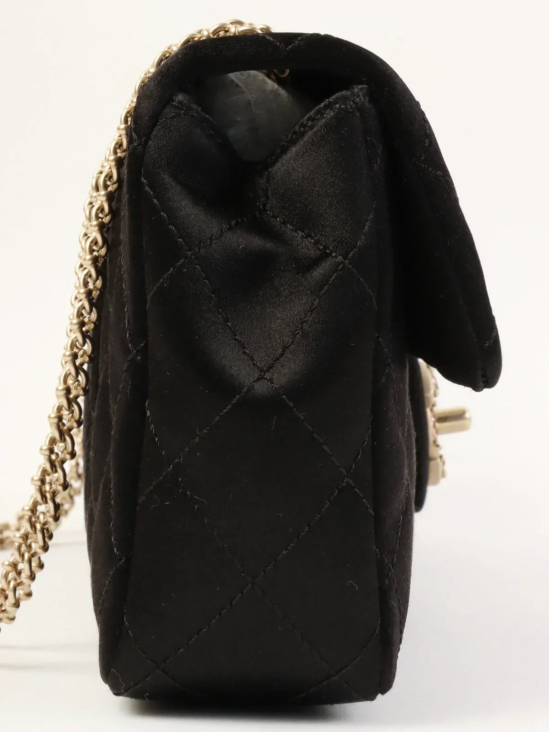 Top Quality Chanel Around 2008 Made Silk Satin Gripoix Turn-Lock Chain Bag Black/Gold/Multi