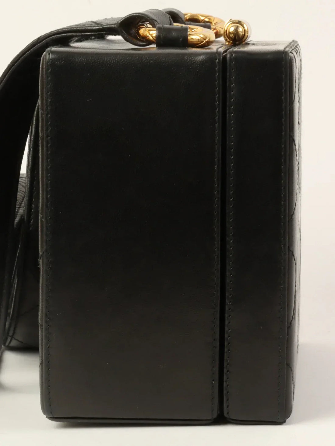 Top Quality Chanel Around 1990 Made Cc Mark Stitch Metal Clasp Box Shouder Bag Black