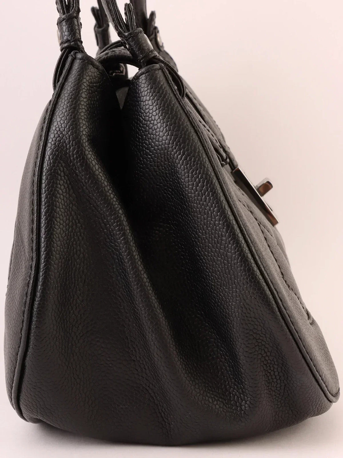 Top Quality Chanel Around 2005 Made Caviar Skin 2.55 Shoulder Bag Black