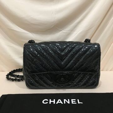 Top Quality Chanel Black Chevron Patent Black Hardware Single New Shoulder Bag Sku# 75886