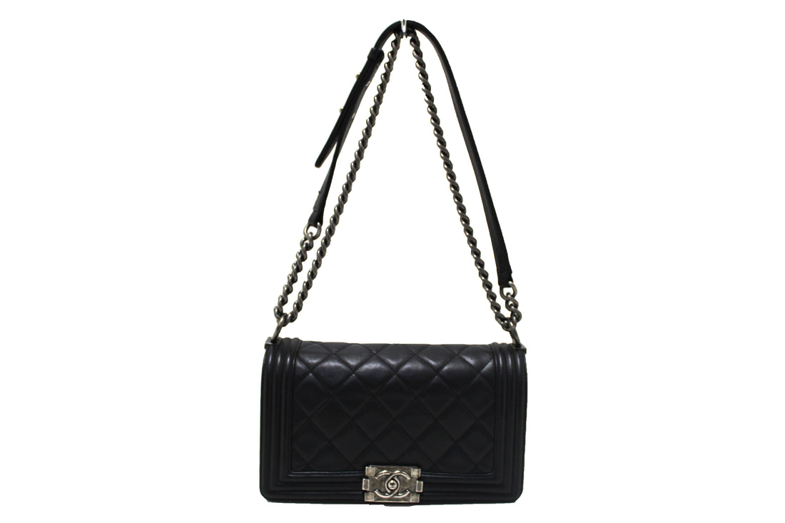 Top Quality Chanel Black Quilted Calfskin Old Medium Boy Shoulder Bag