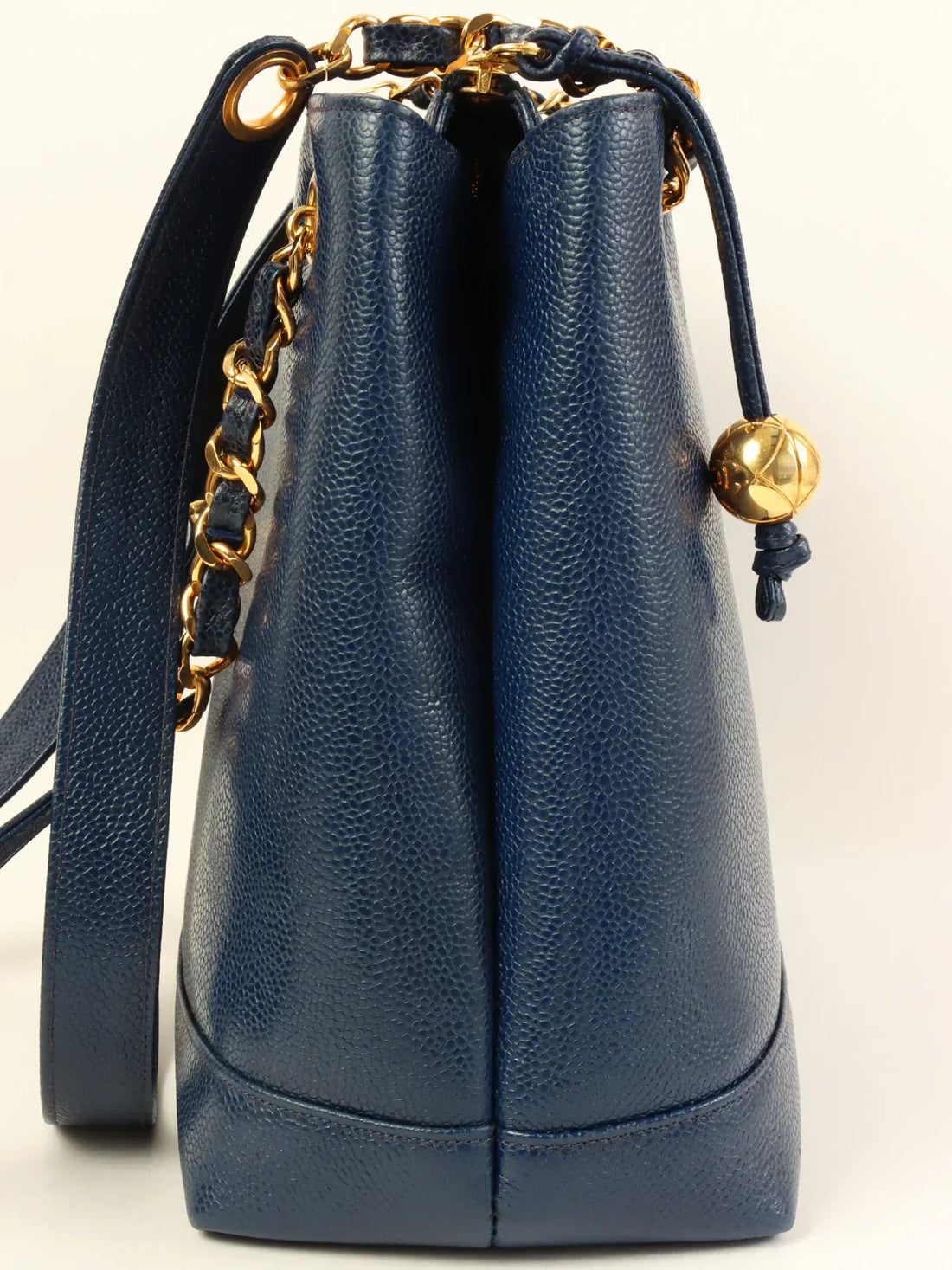 Top Quality Chanel Around 1992 Made Caviar Skin Cc Mark Stitch Chain Tote Bag Navy