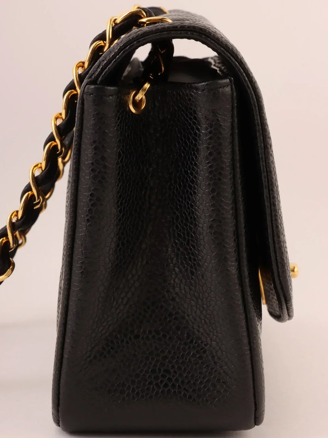 Top Quality Chanel Around 1992 Made Caviar Skin Diana New Chain Bag 22Cm Black