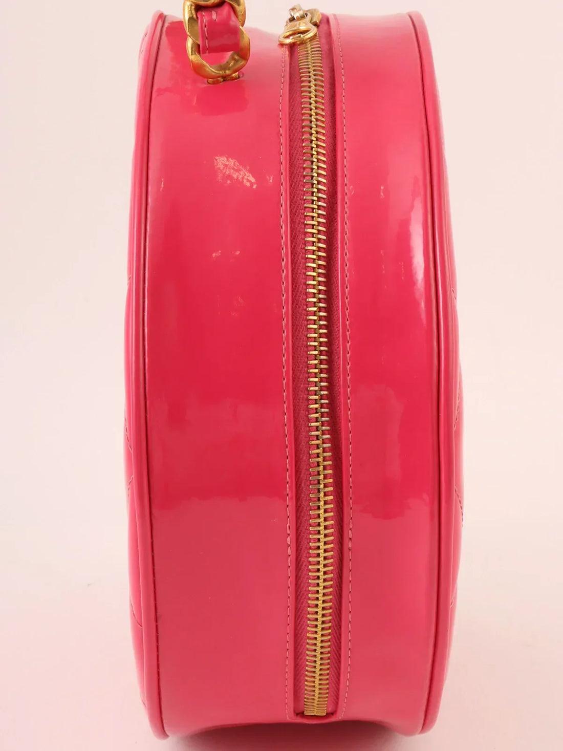 Top Quality Chanel Around 1995 Made Patent Round Design Cc Mark Vanity Pink