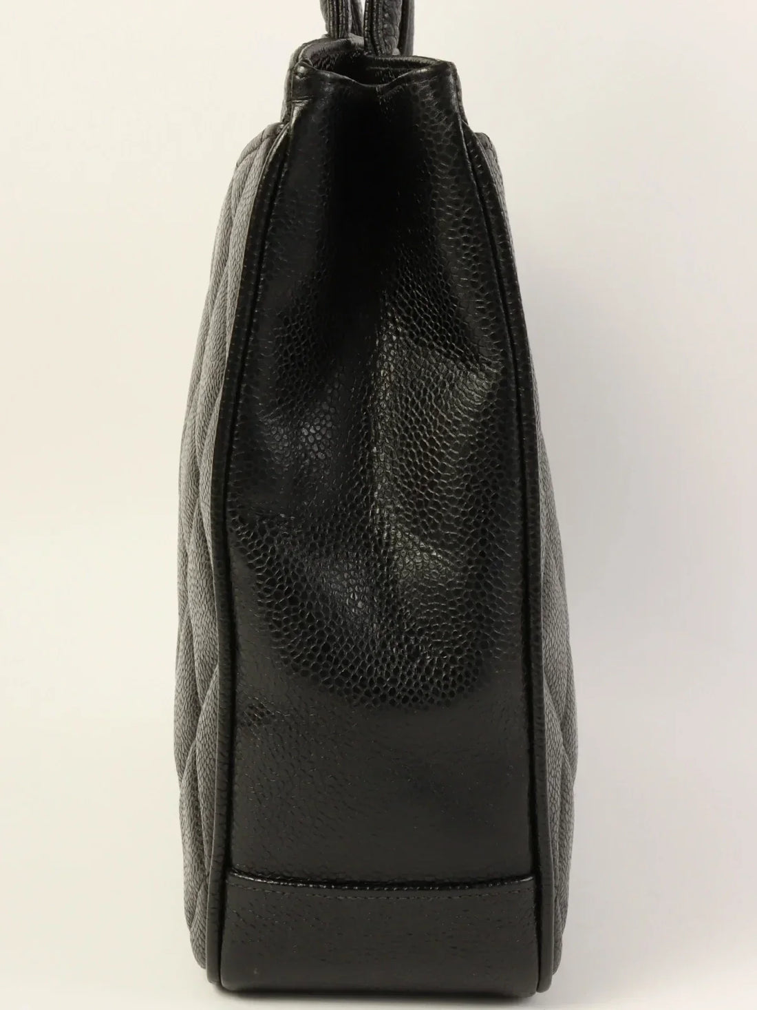 Top Quality Chanel Around 1997 Made Caviar Skin Turn-Lock Tote Bag Black