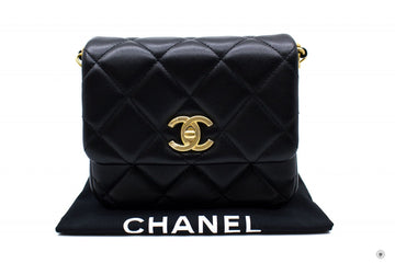 Top Quality Chanel AS2733 B06356 CC Logo Flap Bag Black / 94305 Calfskin Shoulder Bags Gbhw