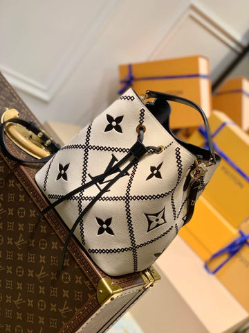 M46023 bucket bag NÃ©oNoÃ© Monogram Empreinte shoulder bag cross body bags milk white calfskin