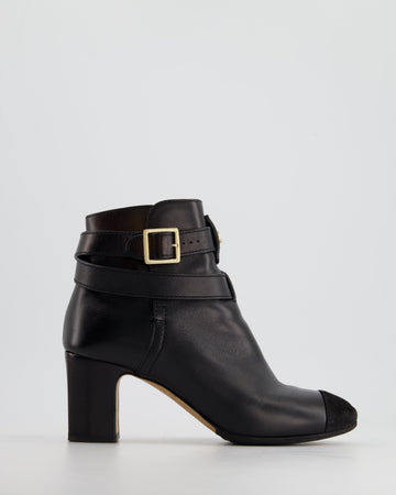 Top Quality Chanel Black Leather Heeled Boots with CC Gold Logo and Suede Detail Size EU 36.5