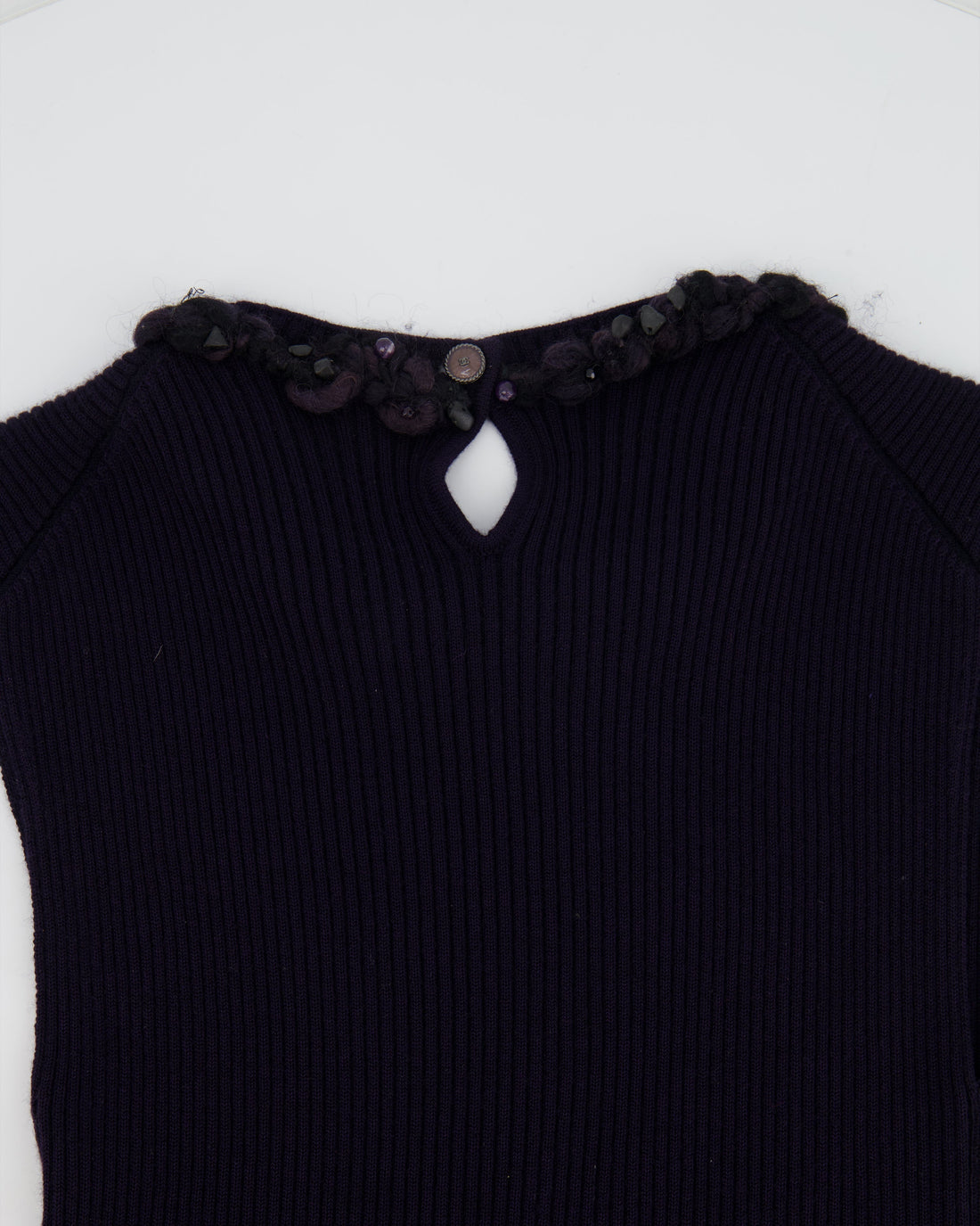 Top Quality Chanel Purple Cashmere Silk Blend Sleeveless Top with Stone-Embellished Collar Size FR 40 (UK 12)