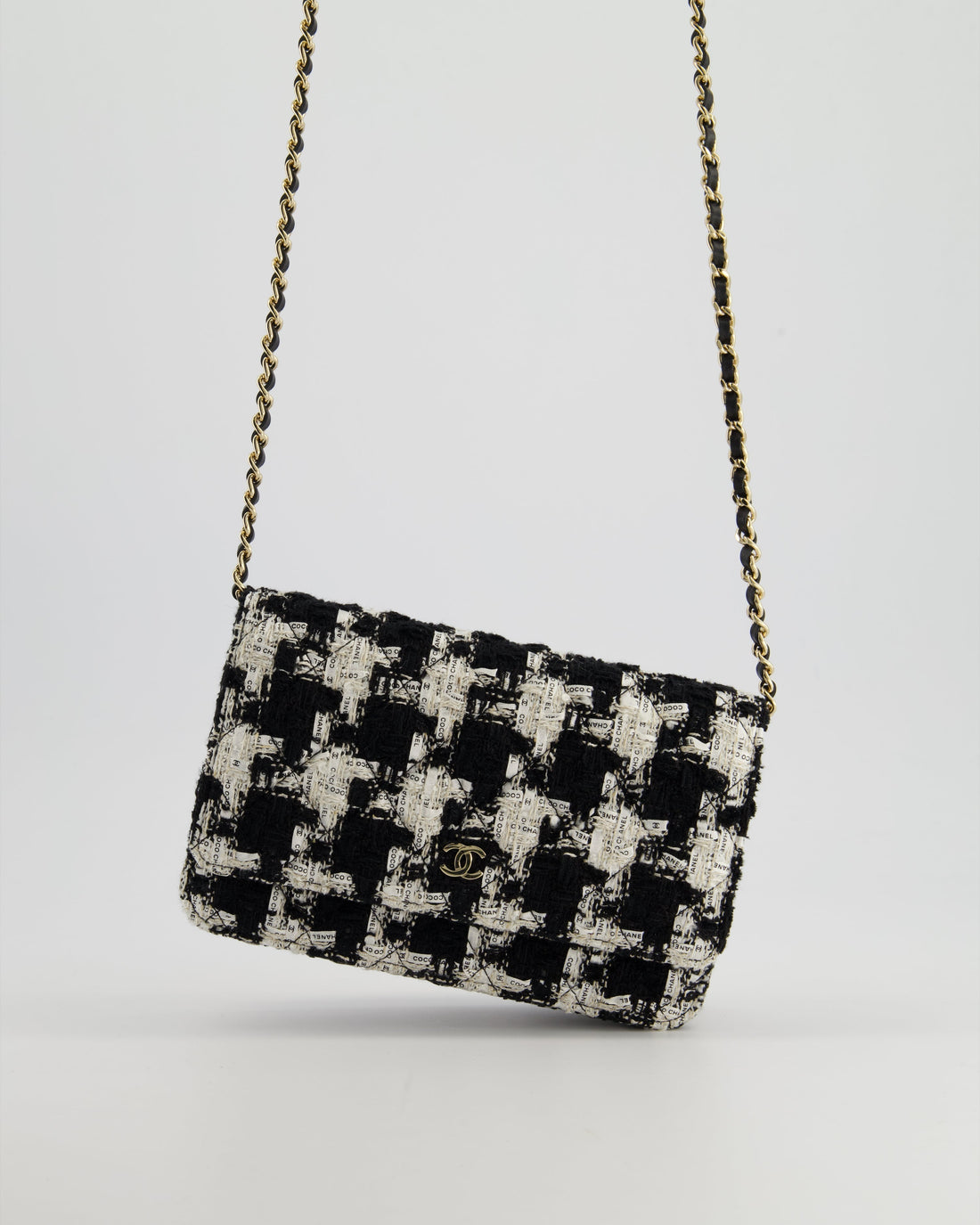 *HOT* Top Quality Chanel Black & White Houndstooth Wallet on Chain Bag in Tweed with Champagne Gold Hardware