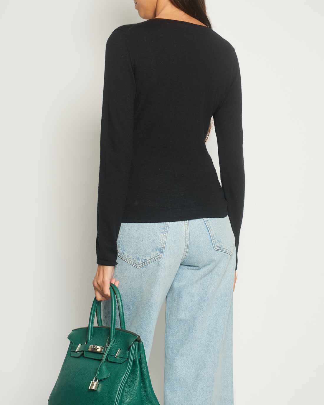 Top Quality Chanel Black Cashmere V-Neck Jumper with Embellished Flowers FR 38 (UK 10)