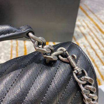 Yves Saint Laurent - Bags