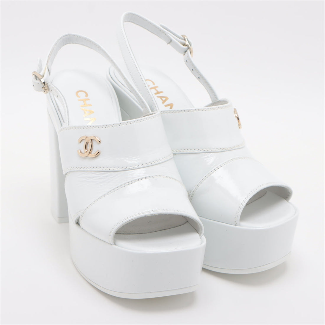 New 1:1 Rep Top Quality Chanel Coco 23AW Patent Leather Sandal 35C  White G45016 Crample