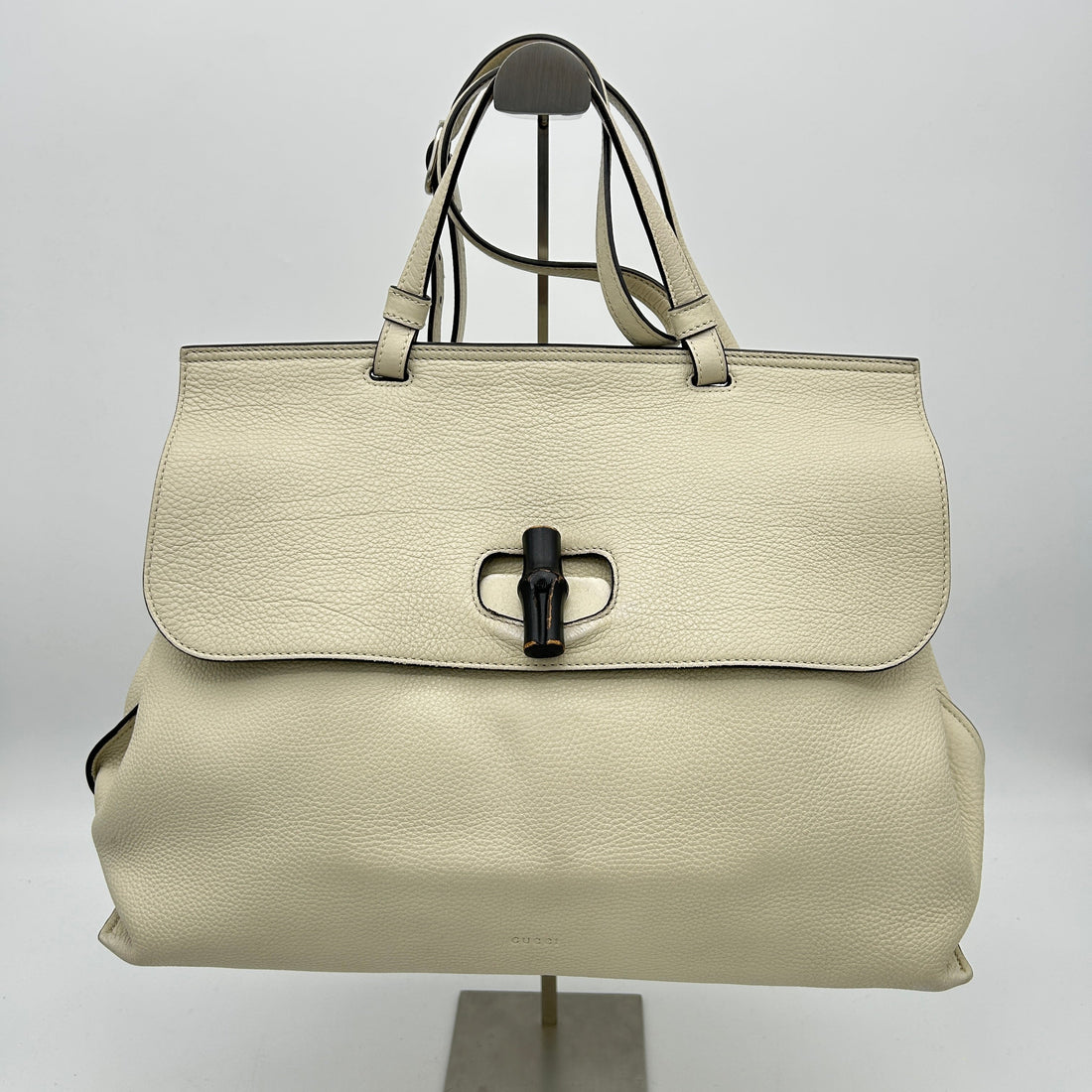 Gucci Bamboo Handle Handbag LA18963
