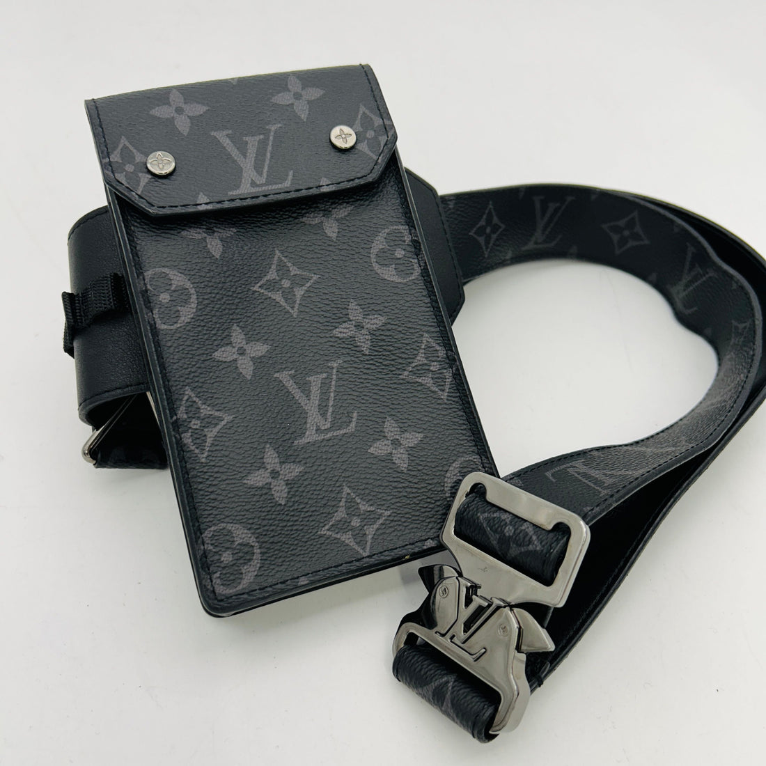 Louis Vuitton Monogram Eclipse Utility Waist Pouch / Canvas Belt Bag GP22243973