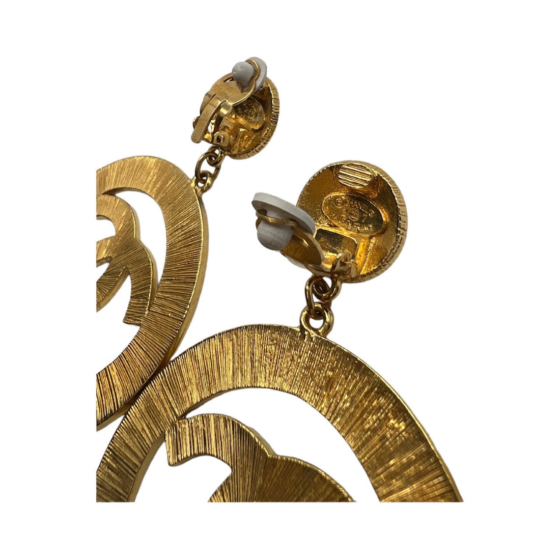 Top Quality Chanel  Textured CC Drop Earrings