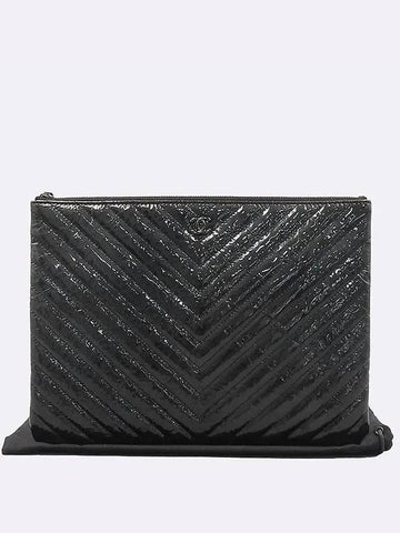 Black Patent Chevron Medium Clutch Chanel