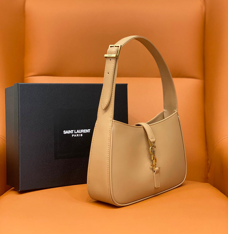 Beaunoirr - Yves Saint Laurent - Bags - 241