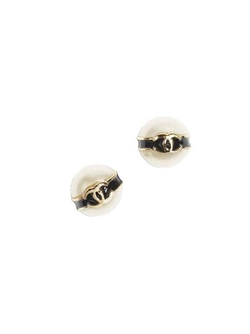 CC Logo Pearl Stud Earrings Black White Chanel