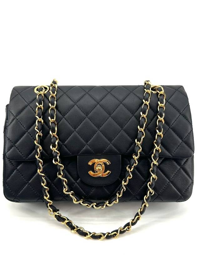 Lambskin classic medium shoulder bag Chanel