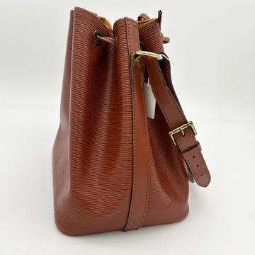 Louis Vuitton Noe Epi YVEAE822