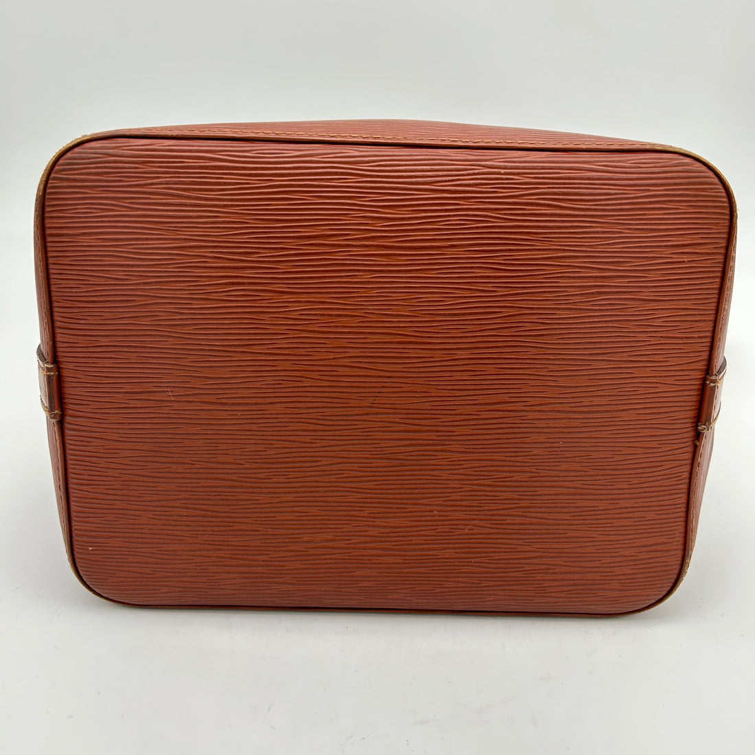Louis Vuitton Noe Epi YVEAE822
