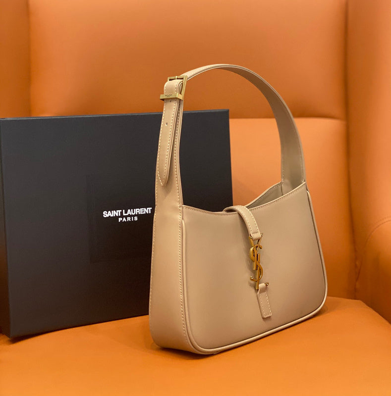 Beaunoirr - Yves Saint Laurent - Bags - 238