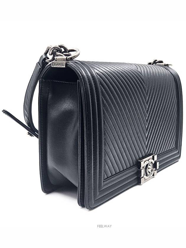 Calfskin Chevron Boy Bag New Medium Chanel