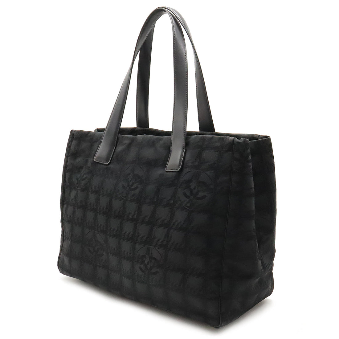 Top Quality Chanel NEW LABEL LINE TOUTE MM TOUTE BAG Nylon Jaguar Black Black Gold  A15991