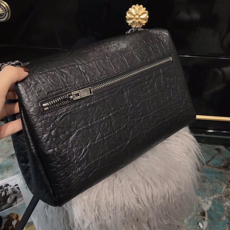 Yves Saint Laurent - Bags