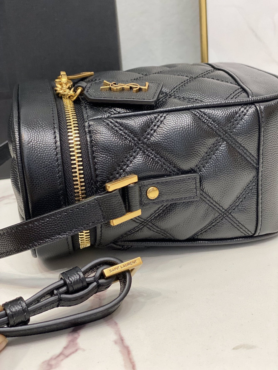 Yves Saint Laurent Vanity Bag In Carr Quilted Grain De Poudre Black