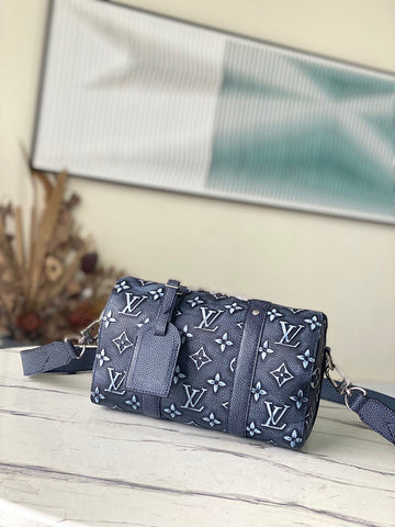 Beaunoirr Lu-Vi bags - 4500