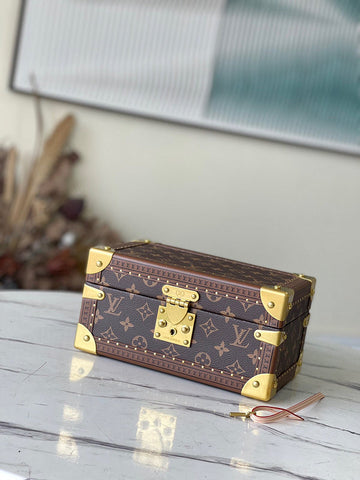 Beaunoirr Lu-Vi bags - 4700