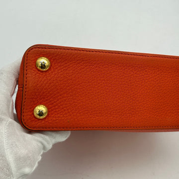 Louis Vuitton Capucines leather handbag LA25578