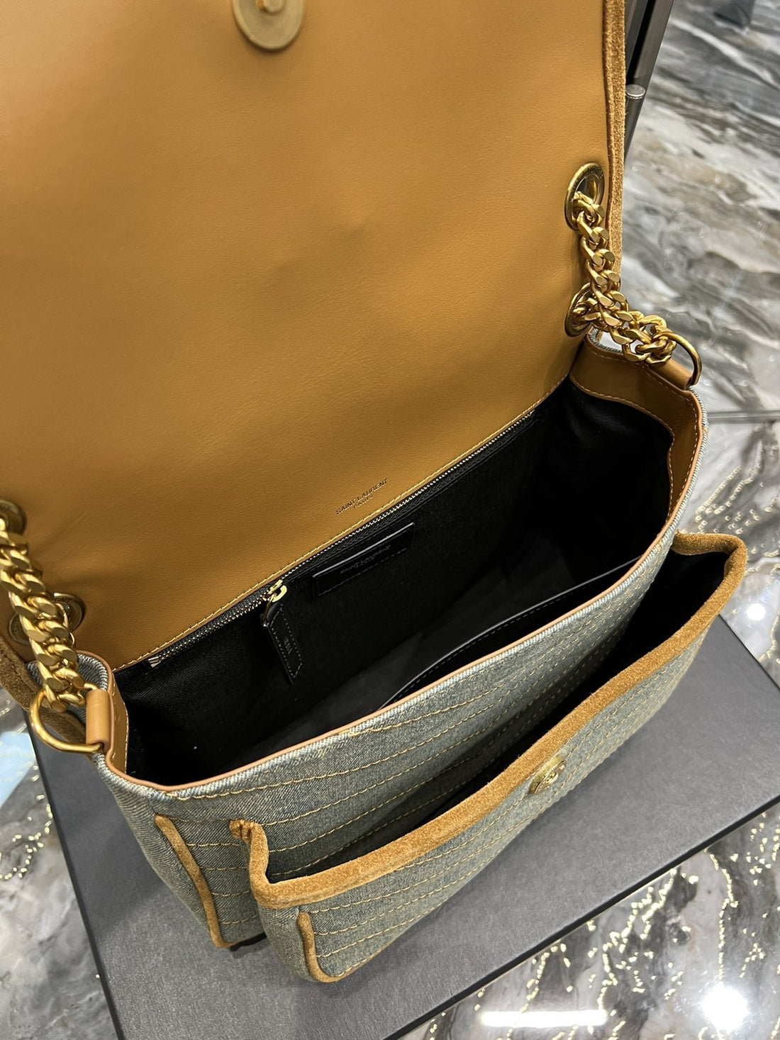 Yves Saint Laurent Niki Medium Chain Bag