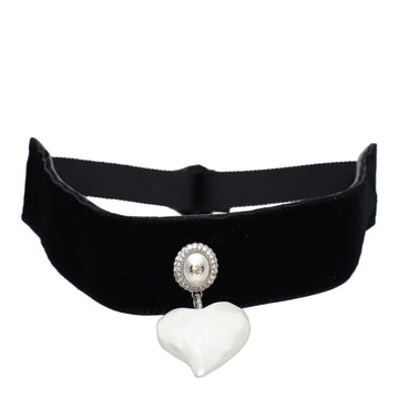 Gucci Heart Velvet Choker