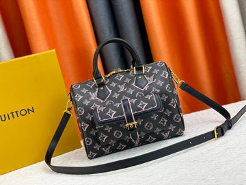 Elite Carryalls