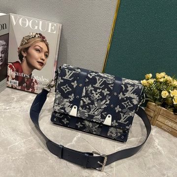 Elite Carryalls