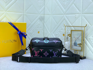Elite Carryalls