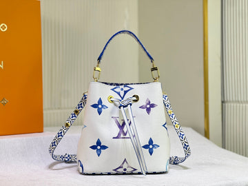 Elite Carryalls