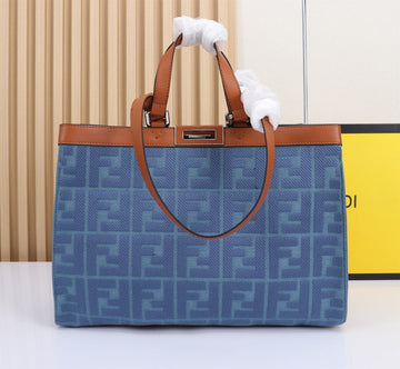 Elite Carryalls