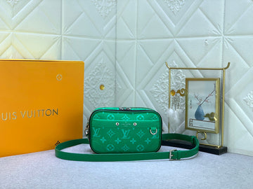 Elite Carryalls