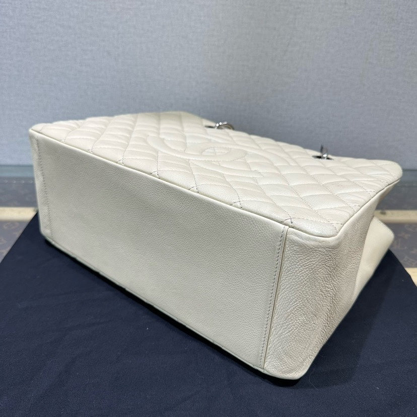 Top Quality Chanel Beige GST Quilted Leather Tote Bag 33x24x13cm