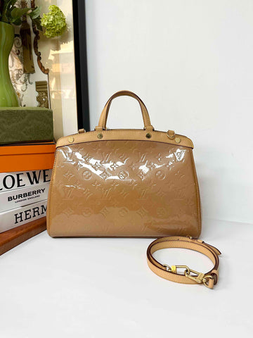 Louis Vuitton Beige Patent Leather Handle Bag Medium