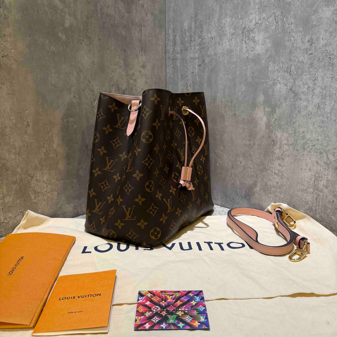 Louis Vuitton Neonoe Monogram Brown Bucket Bag