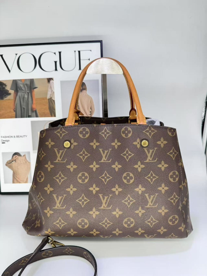 Louis Vuitton Montaigne MM Brown Handbag