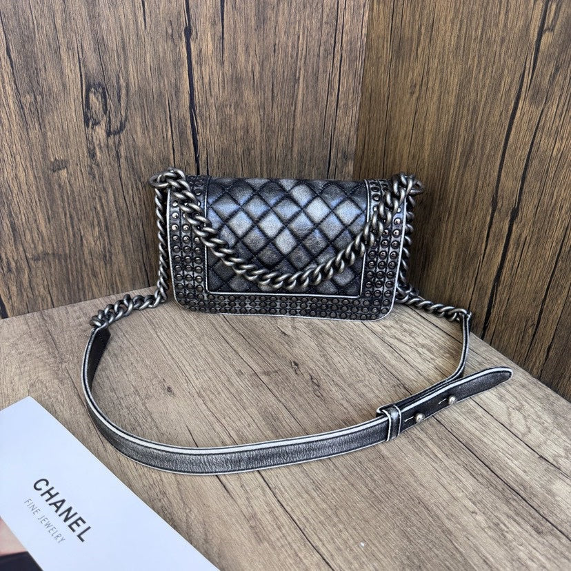 Top Quality Chanel Leboy Small Distressed Black Quilted Bag 20x13x7cm