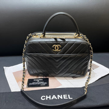 Chanel Trendy CC Black Camera Bag 27x15x14cm