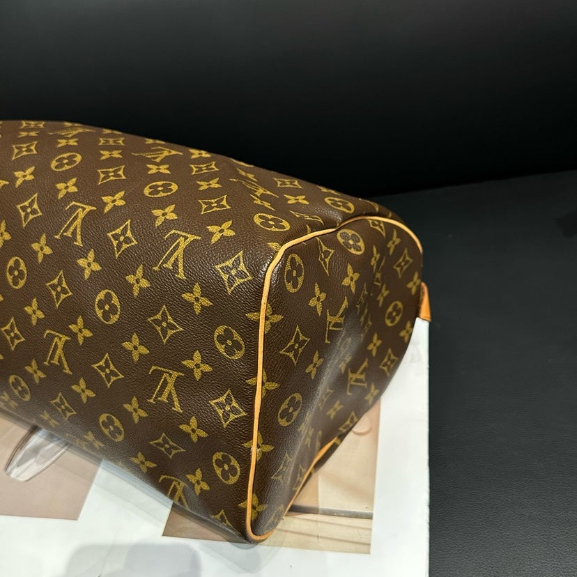 Louis Vuitton Speedy 35 Monogram Brown Handbag