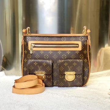 Louis Vuitton Manhattan Brown Monogram Bag
